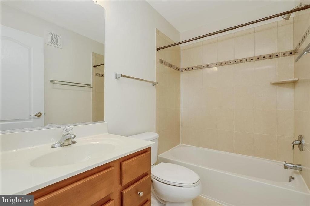 15221 Leicestershire Street - Photo 1