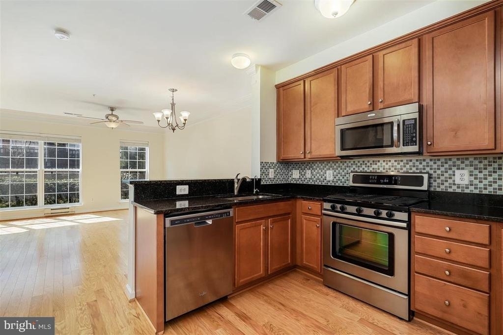 15221 Leicestershire Street - Photo 23