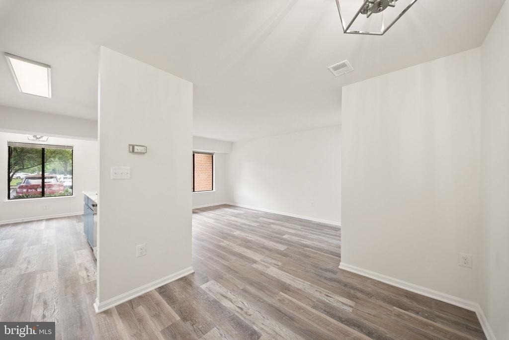 8463 Crozier Court - Photo 5