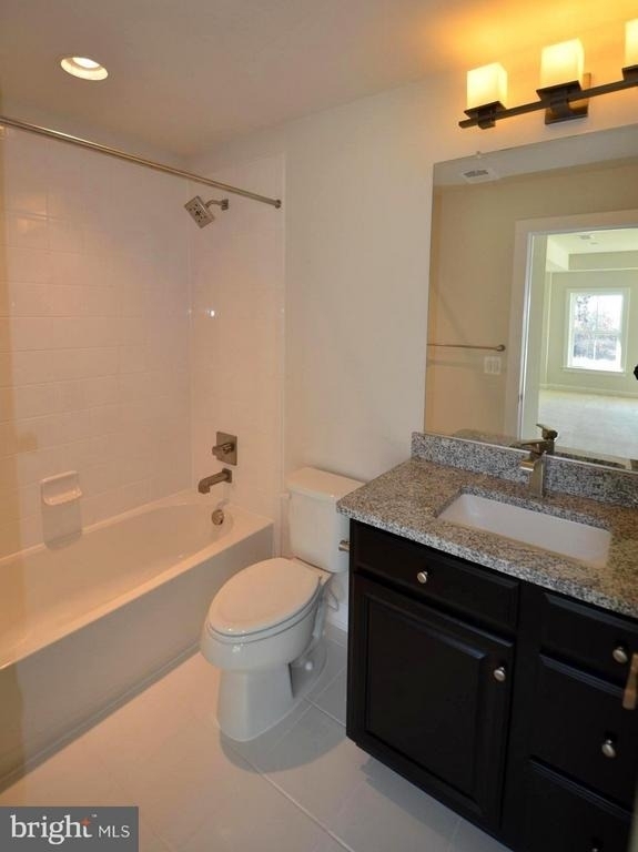 22358 Exe Square - Photo 9
