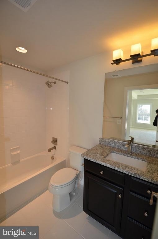 22358 Exe Square - Photo 2