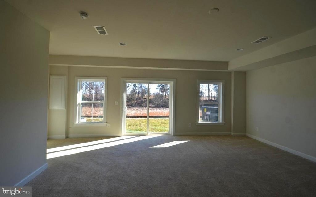 22358 Exe Square - Photo 10