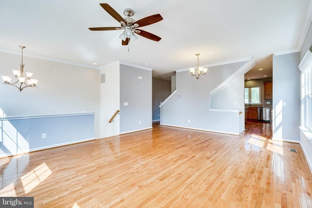 43472 Hopestone Terrace - Photo 8