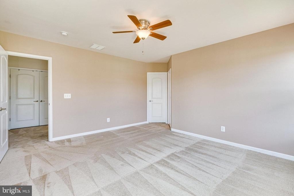 43472 Hopestone Terrace - Photo 20