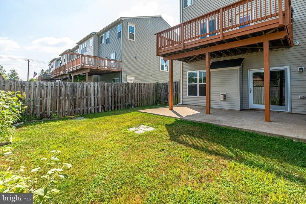 43472 Hopestone Terrace - Photo 35