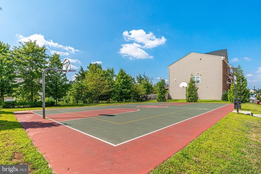 43472 Hopestone Terrace - Photo 41