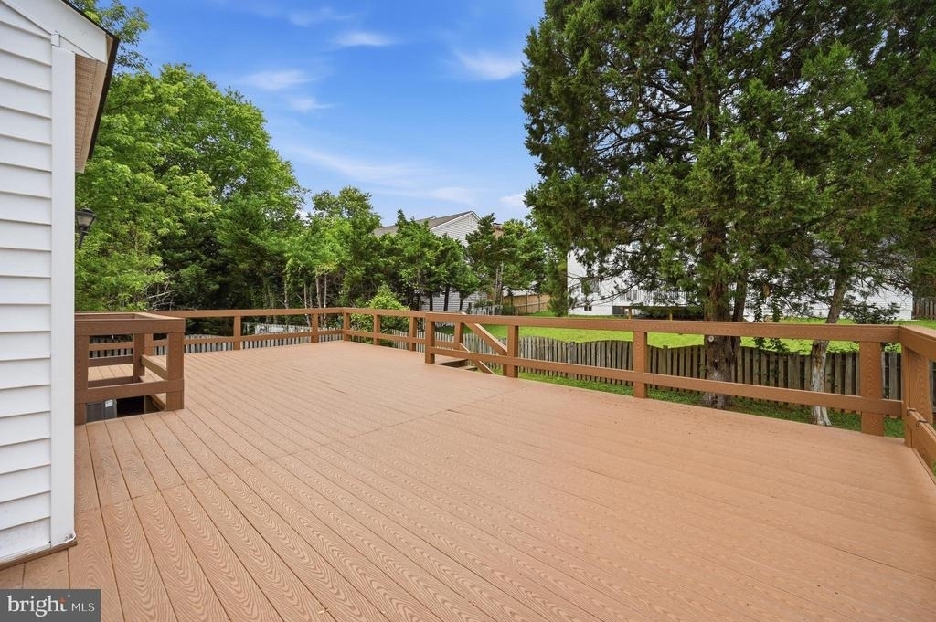 10609 Oxford Court - Photo 41