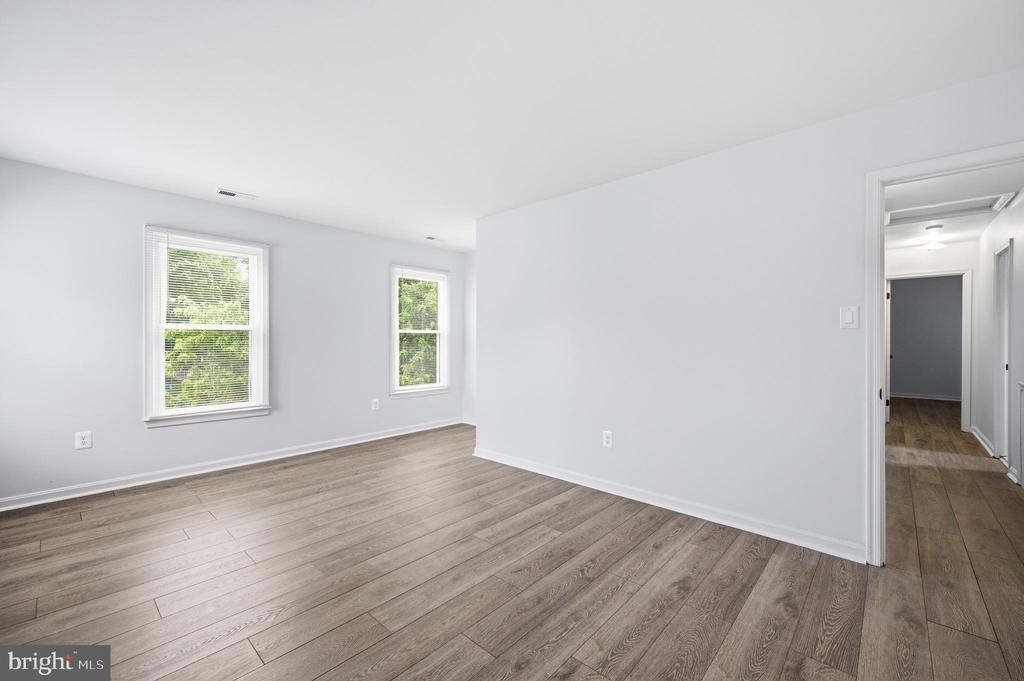 10609 Oxford Court - Photo 27