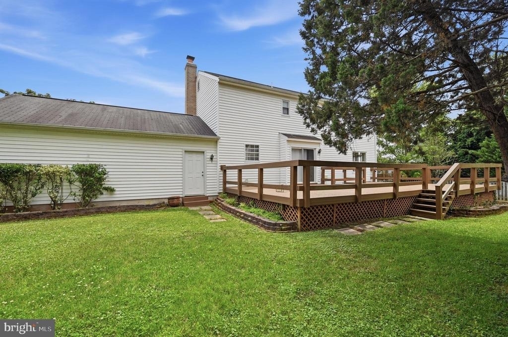 10609 Oxford Court - Photo 1