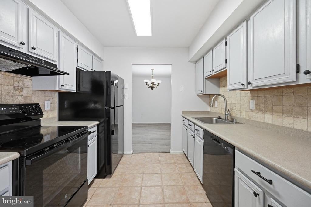 10609 Oxford Court - Photo 7