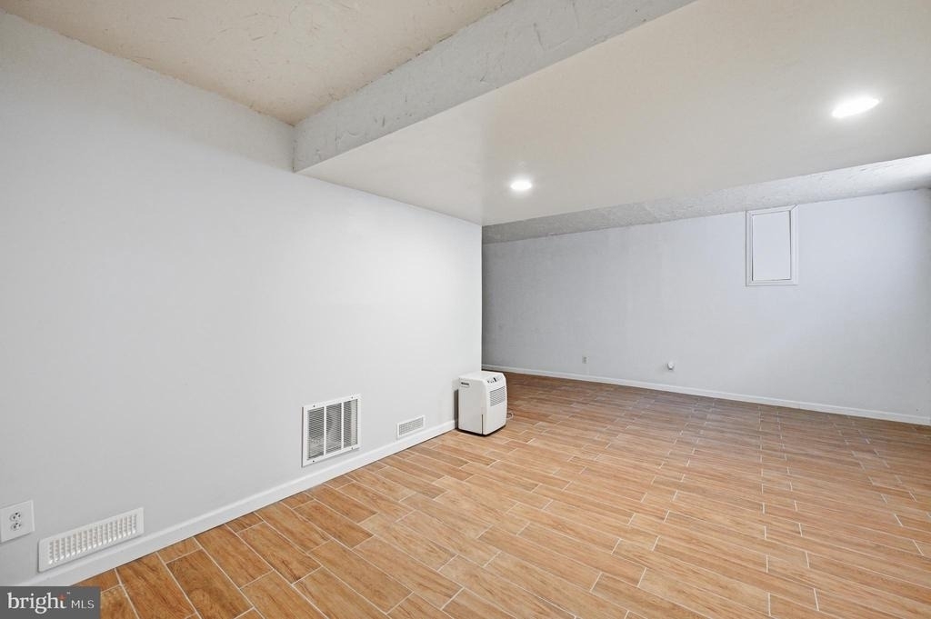 10609 Oxford Court - Photo 46