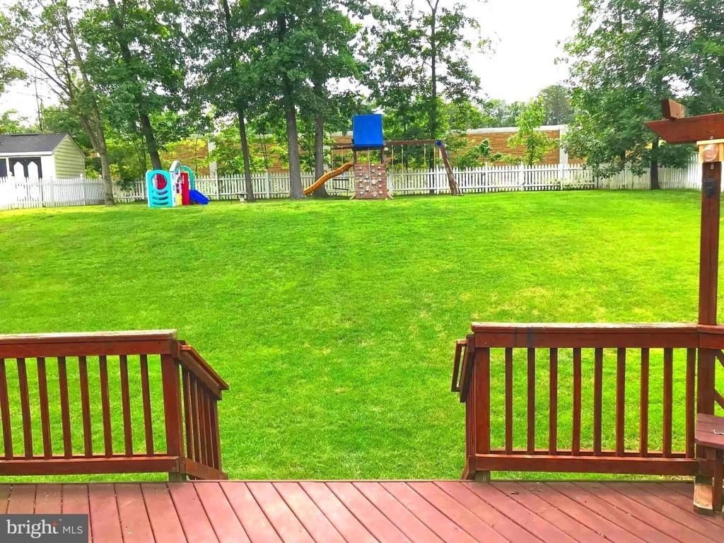 20411 Middlebury Street - Photo 29