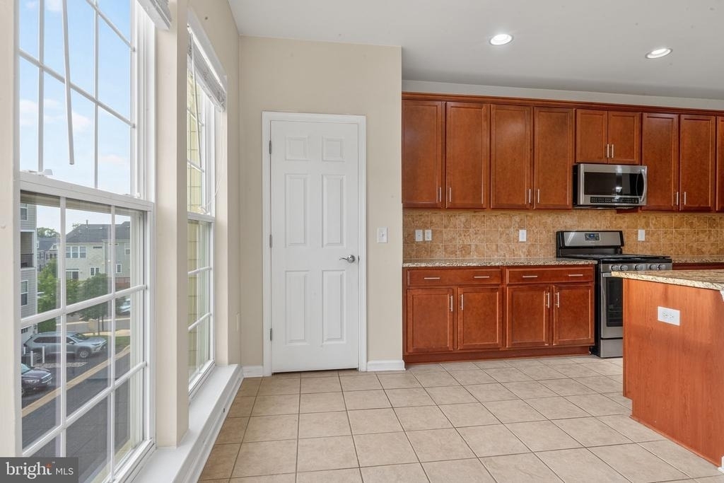 20596 Geddes Terrace - Photo 9