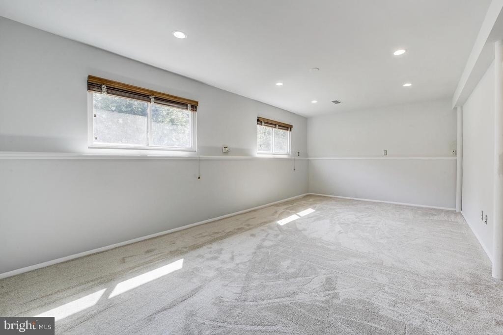 8112 Karl Road - Photo 19