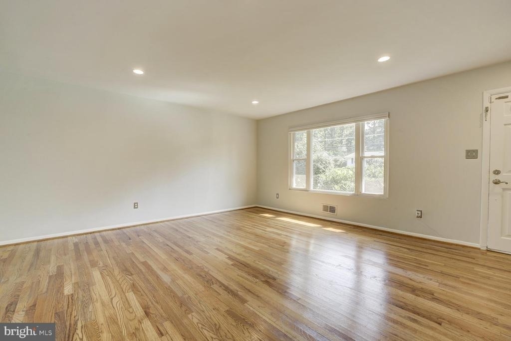 8112 Karl Road - Photo 2