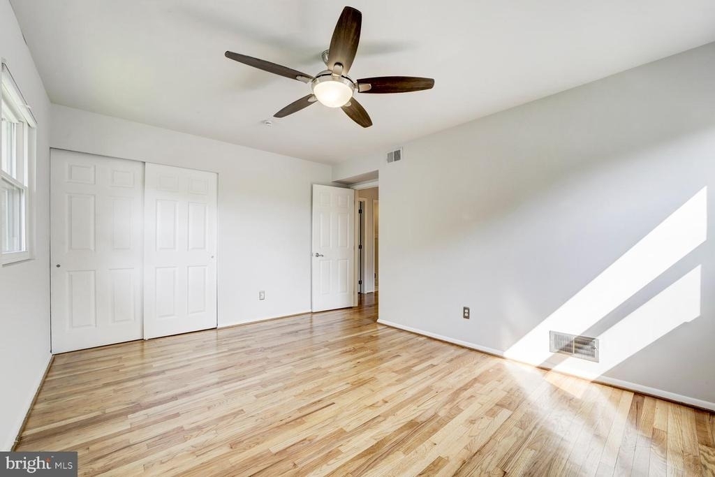 8112 Karl Road - Photo 15