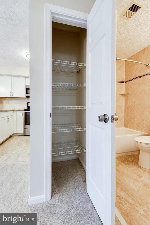 6039 Curtier Drive - Photo 11