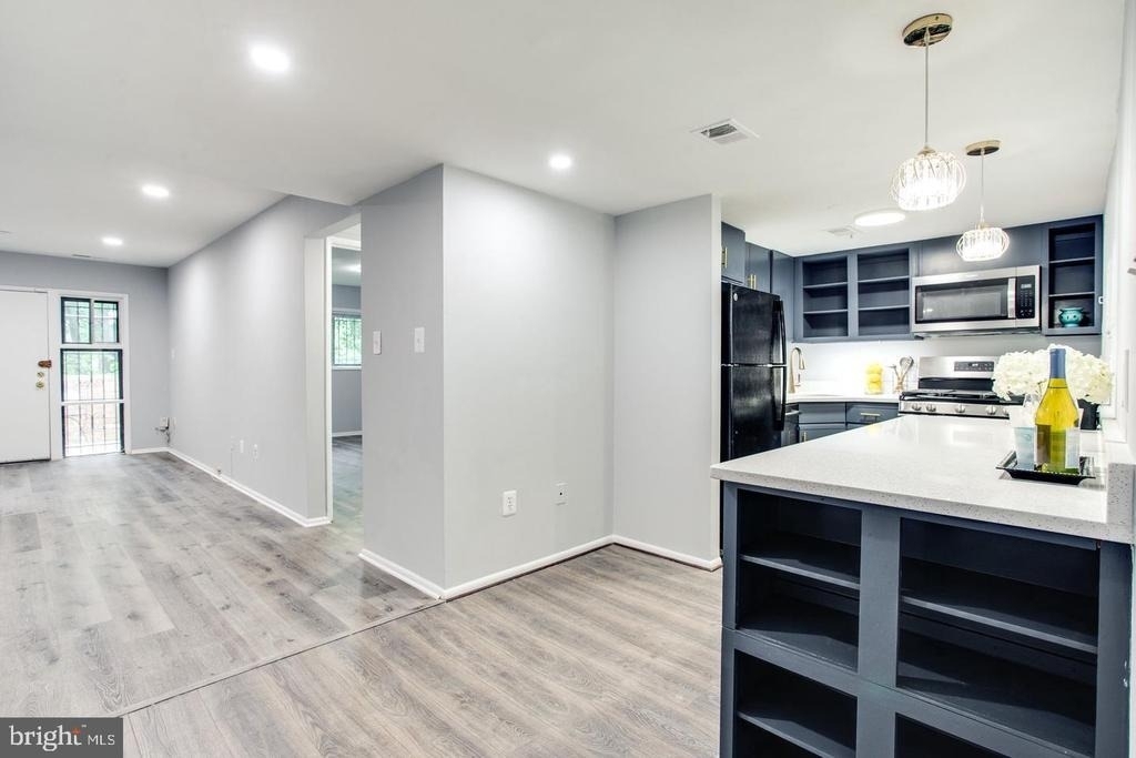 7855 Enola Street - Photo 5