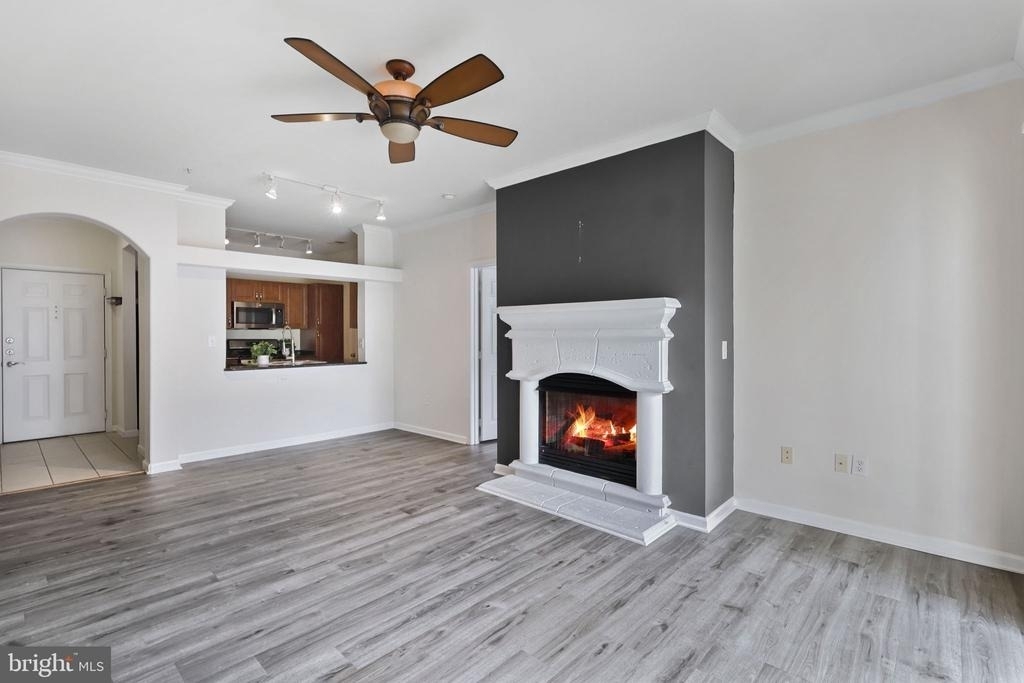 12925 Centre Park Circle - Photo 6