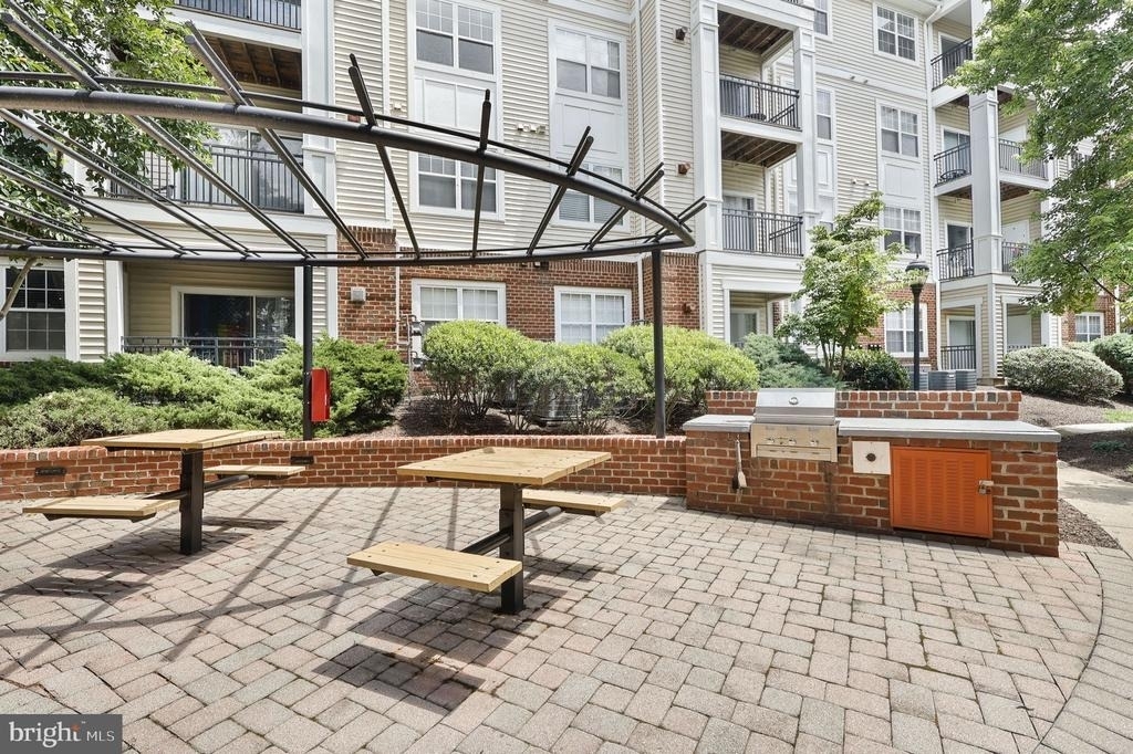 12925 Centre Park Circle - Photo 32