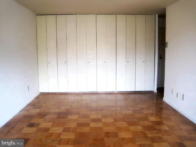 6001 Arlington Boulevard - Photo 11