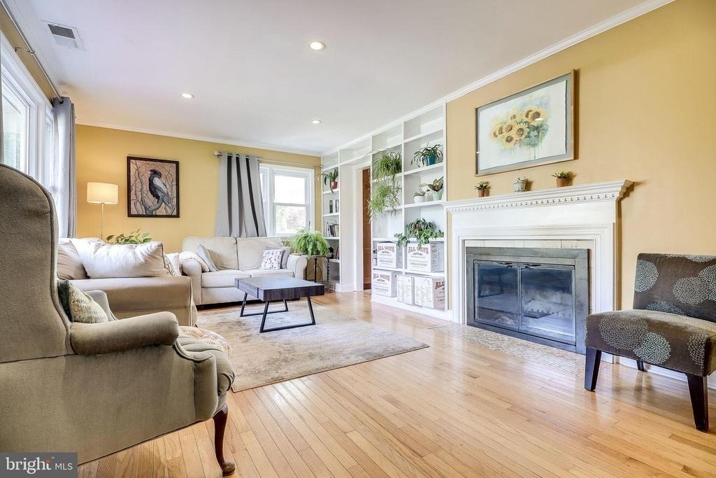8113 Carlyle Place - Photo 4