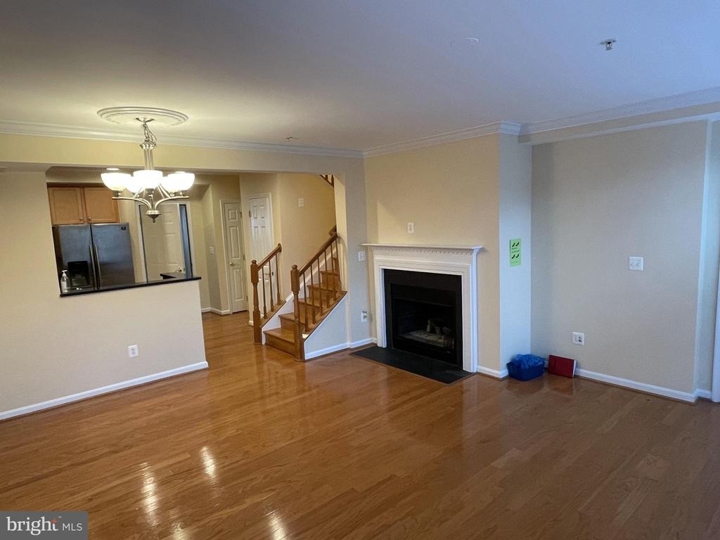 4701 Eggleston Terrace - Photo 6