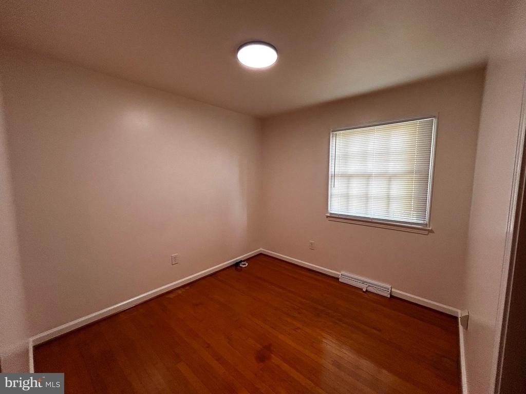 525 Azalea Street - Photo 10
