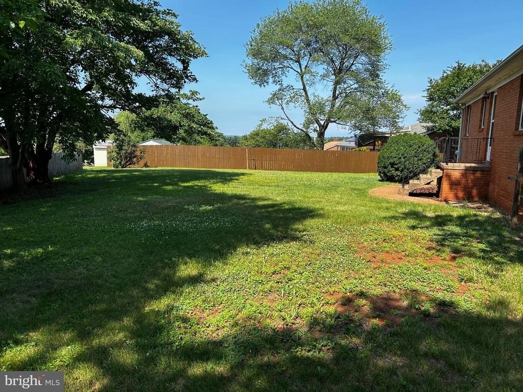 525 Azalea Street - Photo 20