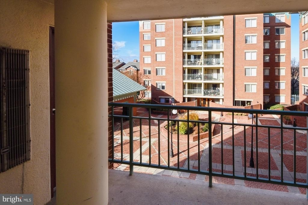 610 N West Street - Photo 16