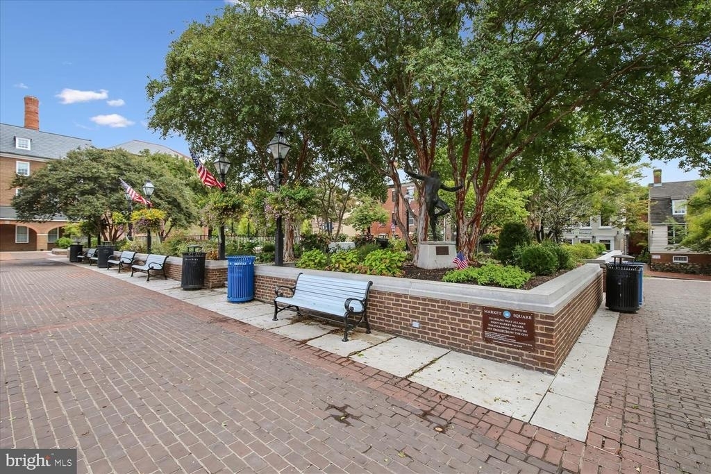 610 N West Street - Photo 32