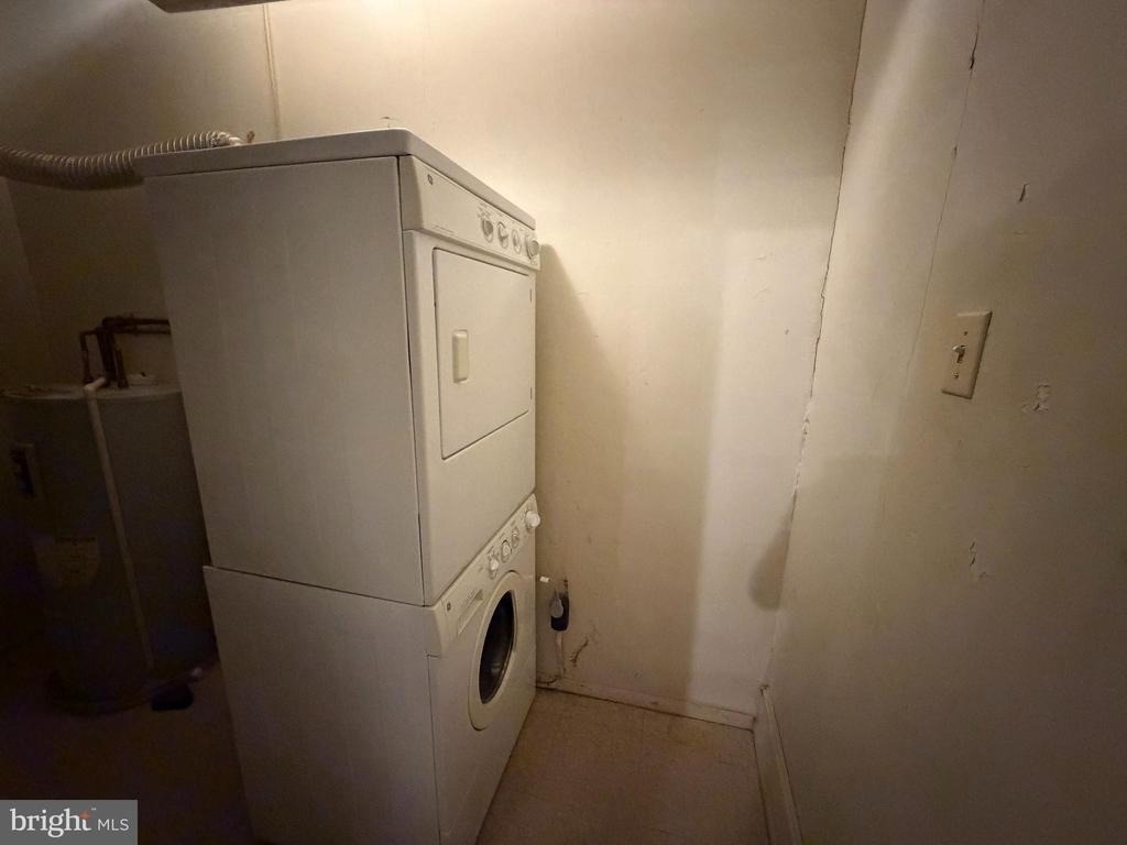 132 W Market Street - Photo 9