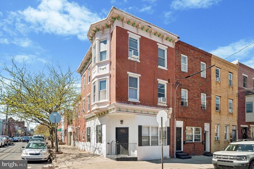 1840 S 10th Street - Photo 0