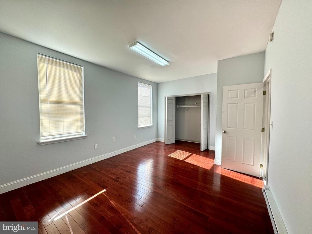 3739 Lancaster Avenue - Photo 3