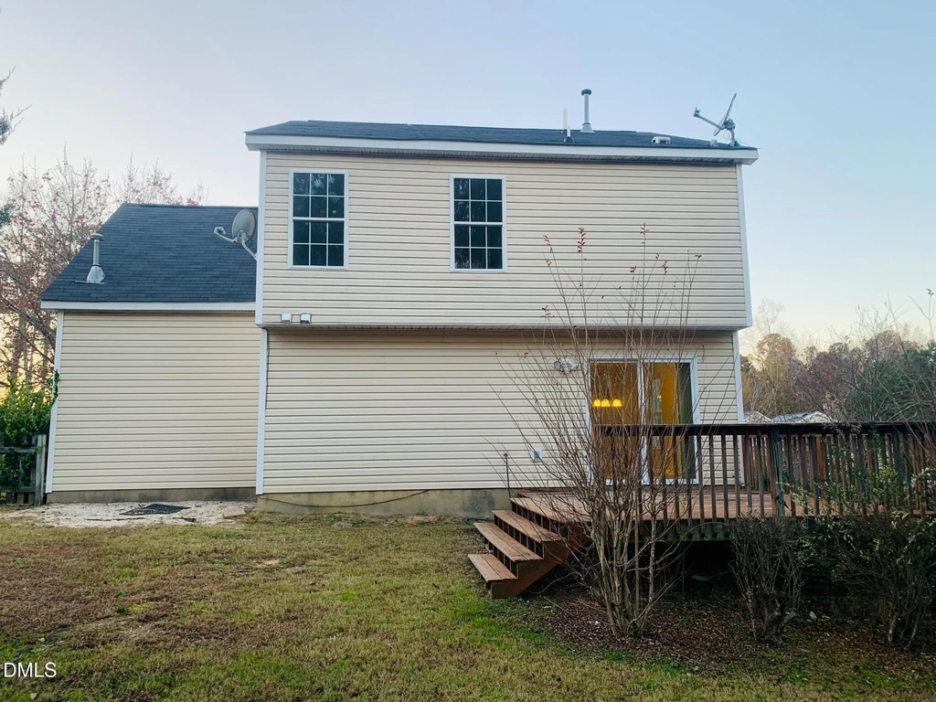 207 Evening Star Drive - Photo 4