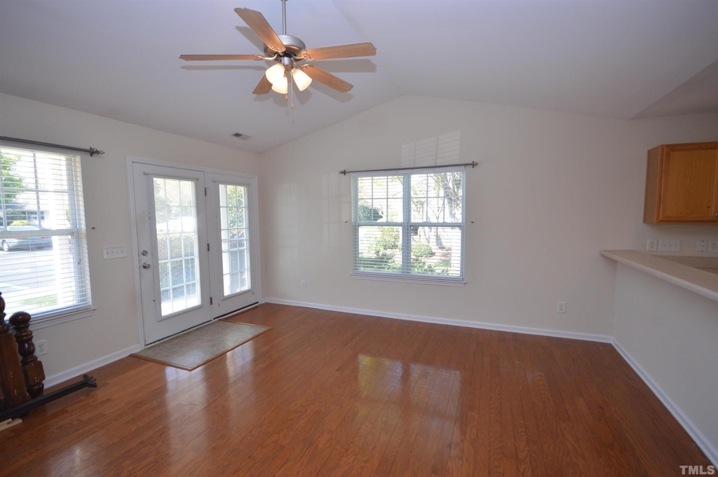 3615 Bison Hill Lane - Photo 7