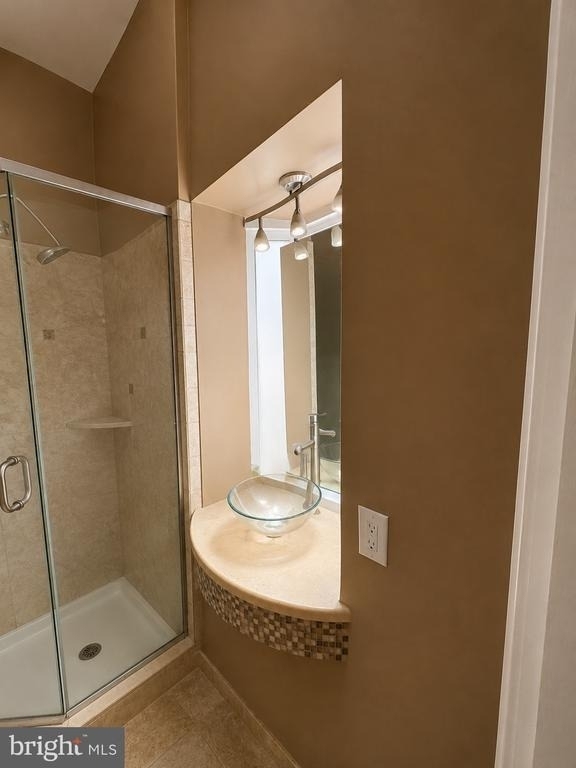 1713 Green Street - Photo 6
