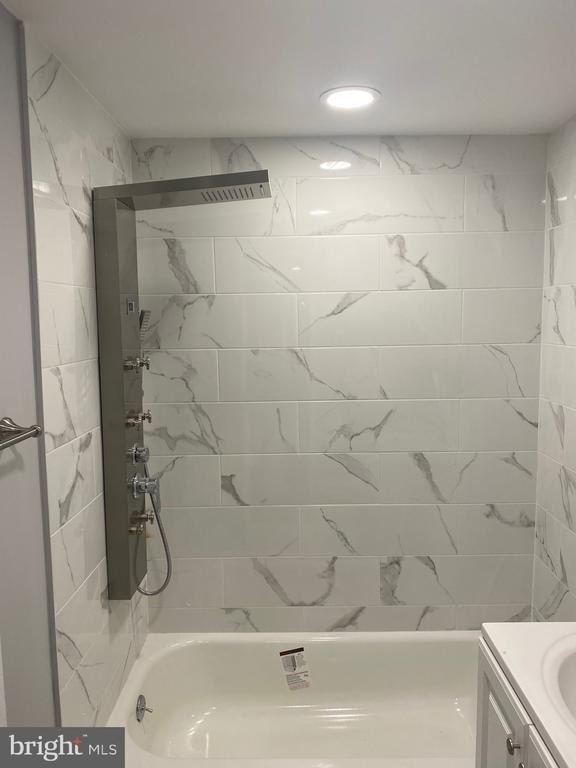 1009 E Cliveden Street - Photo 10