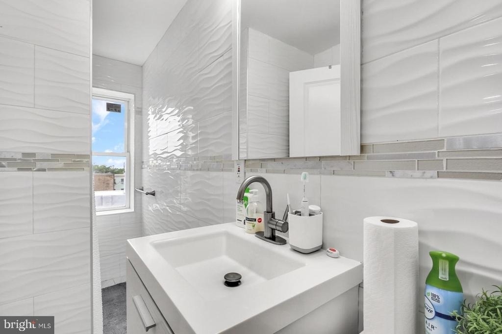 537 N 33rd Street - Photo 13