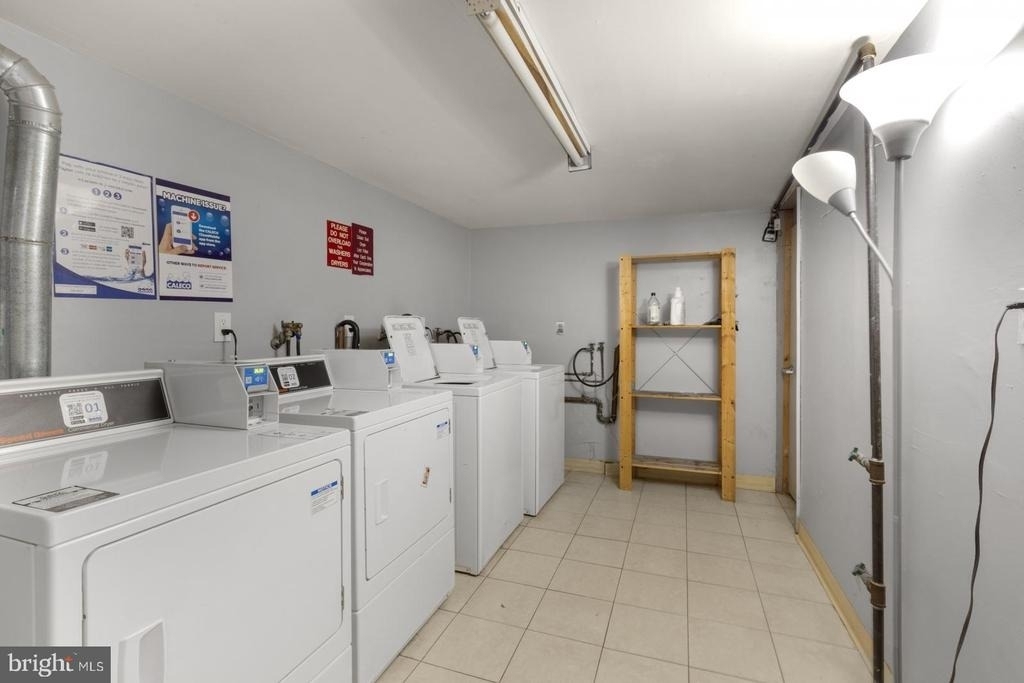 242 S 13th Street - Photo 9