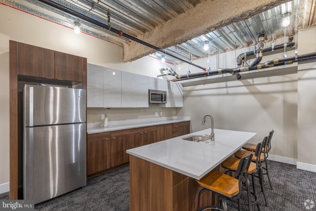 4534 Spruce Street - Photo 8