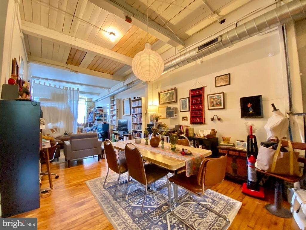 14 W Harvey Street - Photo 1