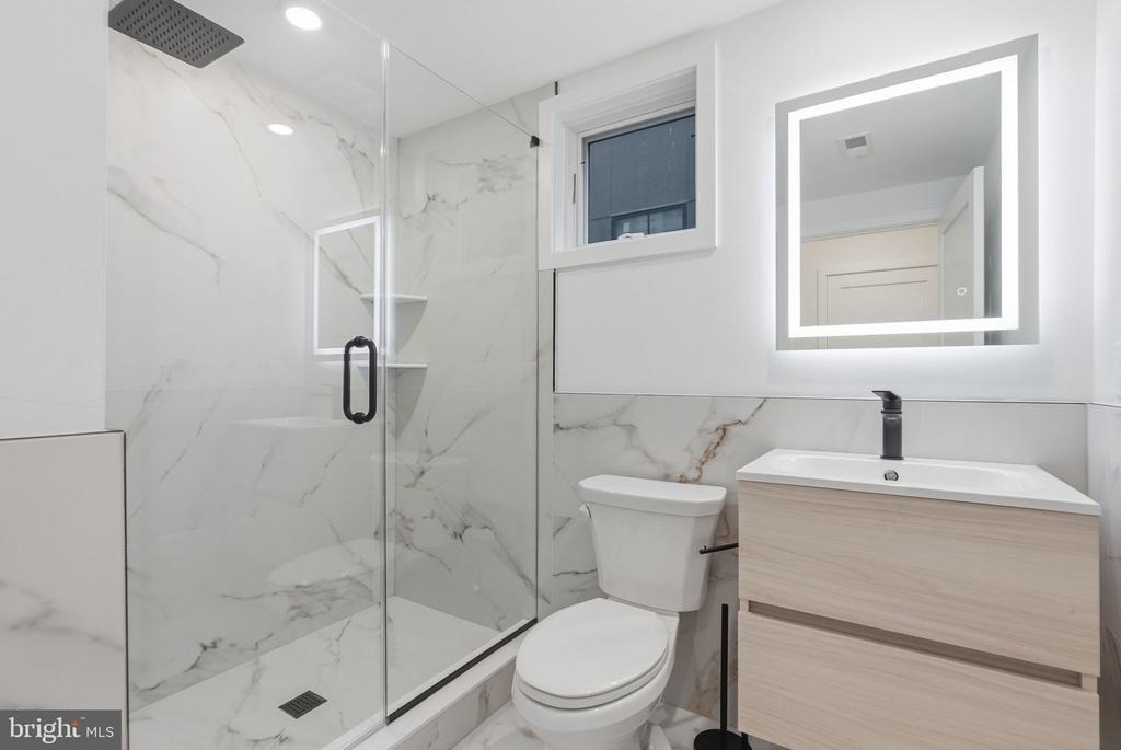 208 Vine Street - Photo 9
