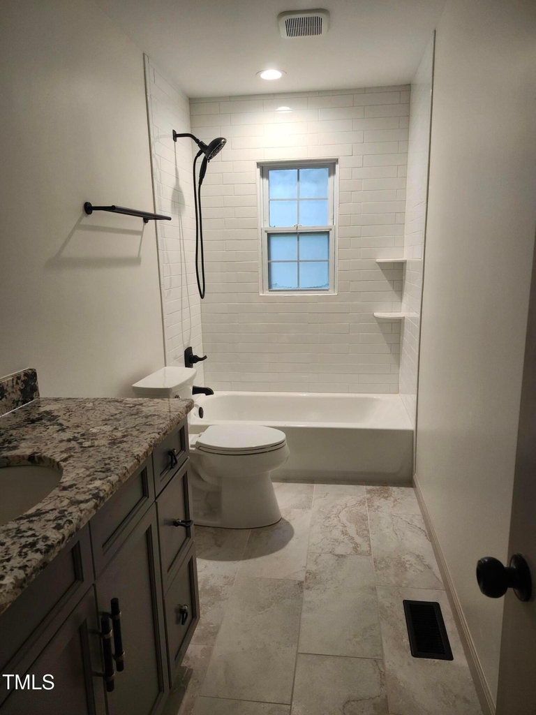 2546 Ardsley Drive - Photo 2