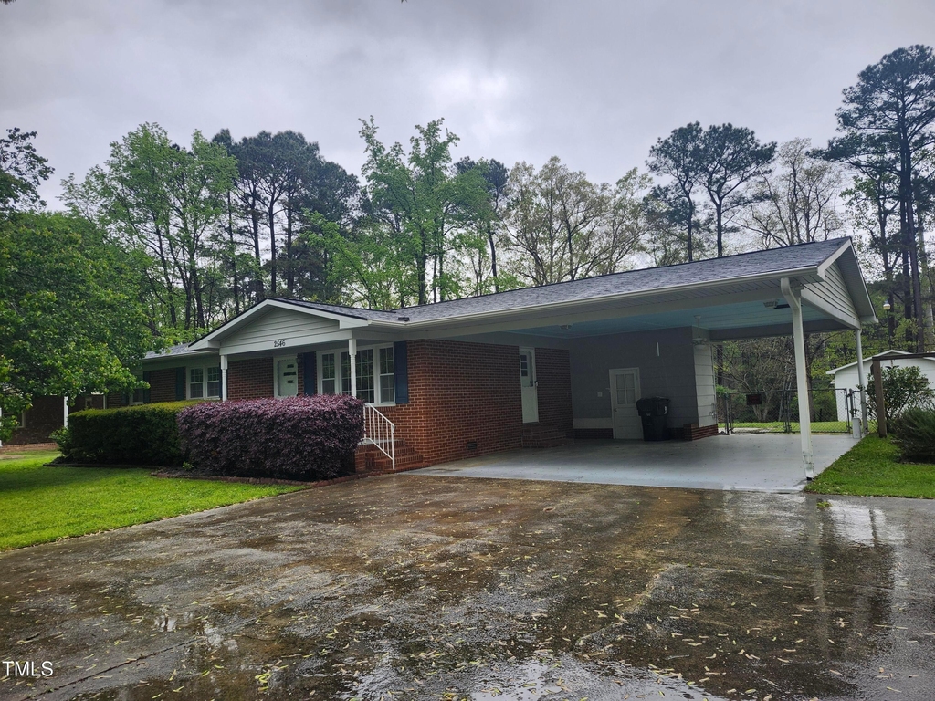 2546 Ardsley Drive - Photo 0