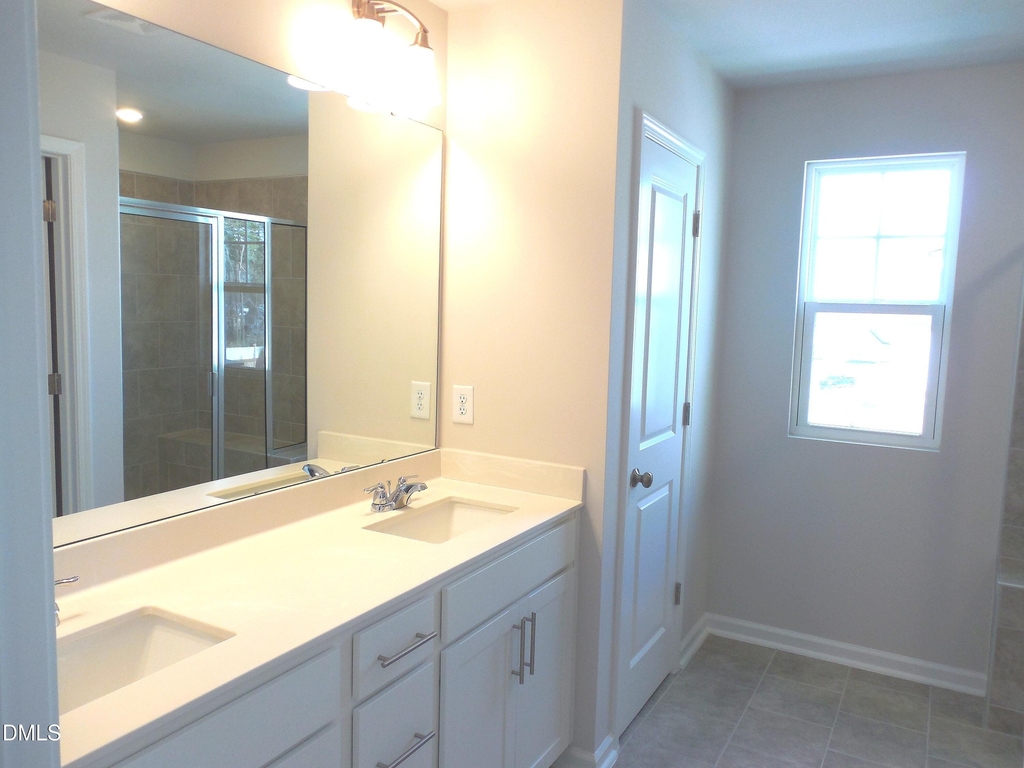 1003 Sora Way - Photo 14