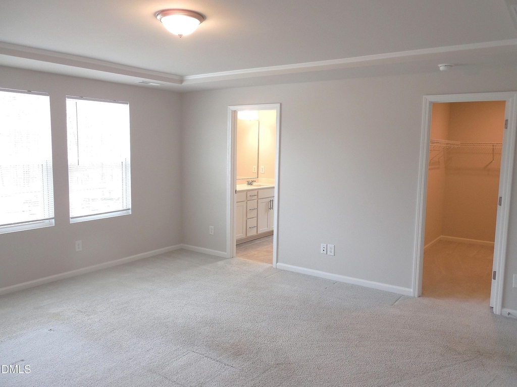 1003 Sora Way - Photo 12