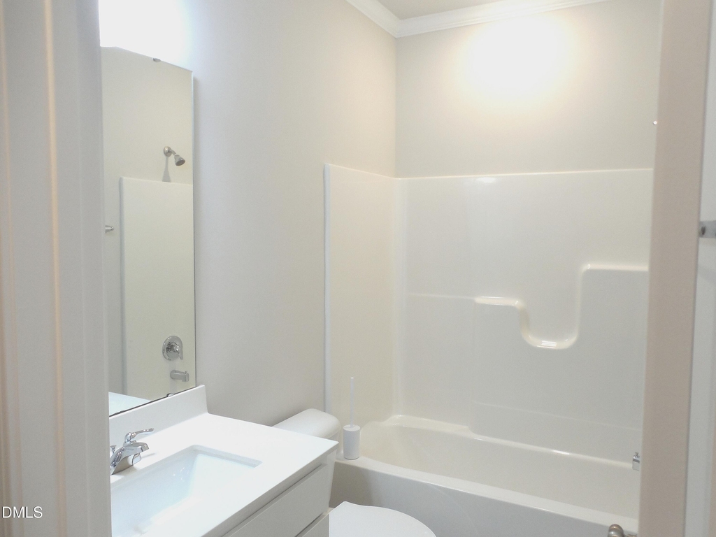 1003 Sora Way - Photo 8