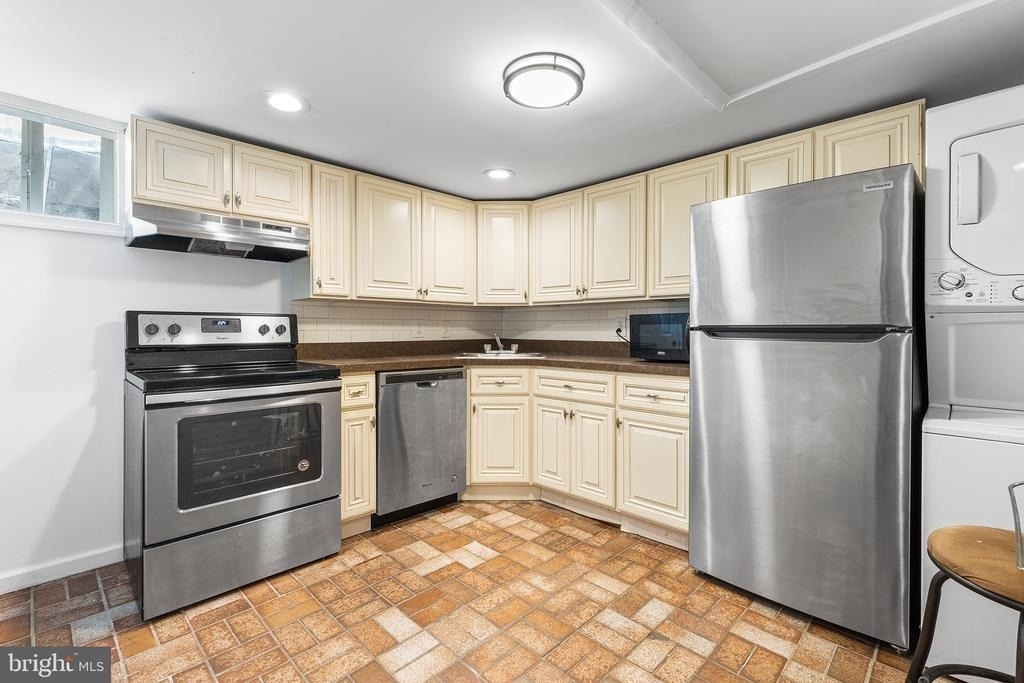 8 Bristow Place - Photo 5