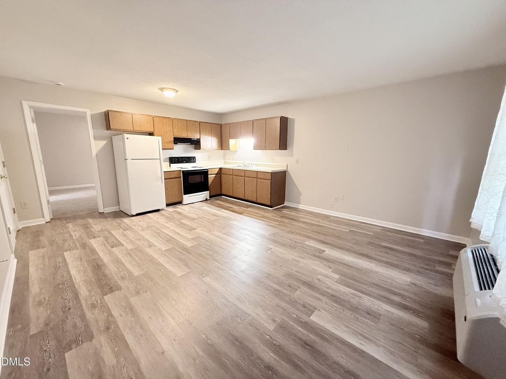 302 Park Avenue - Photo 4
